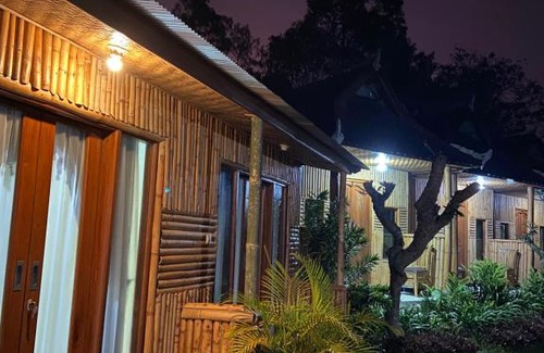 Songan Casa | D'Yoga Bamboo Cabin