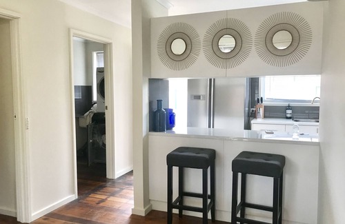 Sunshine West Casa | D118 Cawood Family Stay