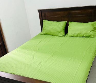 Hali-Ela Casa | D2 Holiday Inn