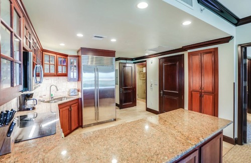 Wailua Condominio | Waipouli Beach Resort D304 - 2 King Beds - Ocean View Suite with AC in Kapaa!