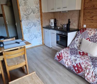 Gresse-en-Vercors Apartamento | D42 Dolomites- Ski Navette Gratuite- Rando Prêt raquettes,
