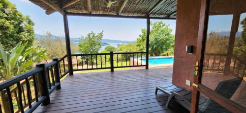 Ligfontein Casa | Da Gama Lake Cottages - Coral Tree and Cormorant Cottages