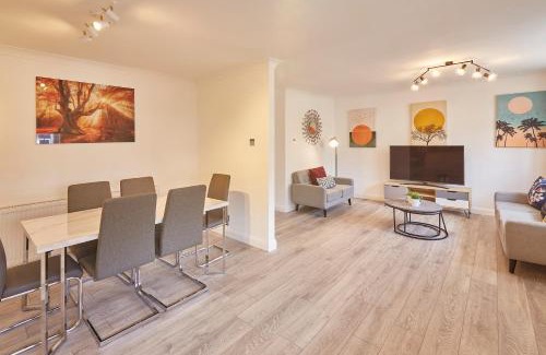 Darlington Casa | Dacama at Dene Grove- with Patio and 2 Free Parking