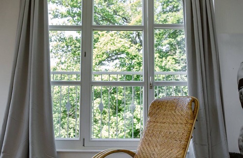 Poertschach am Woerthersee Apartamento | Dachgeschoss Apartment am Wörthersee mit Terrasse & Seezugang