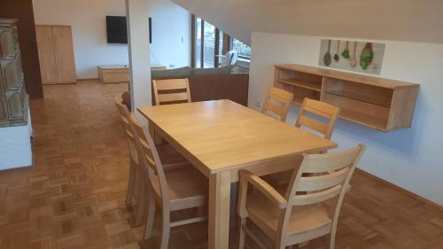 Kuenzell Apartamento | Dachgeschosswohnung in Künzell