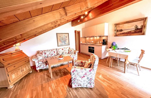 Unterwoessen Apartamento | Estudio para 2 (apartamento de aproximadamente 46 m², máximo 2 + 2 personas, 1 dormitorio, cocina, balcón, wifi, televisión)