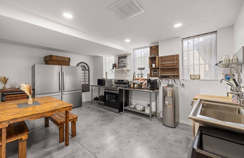 Dade City Casa | Dade City's Historic 1892 Locke Inn Estate