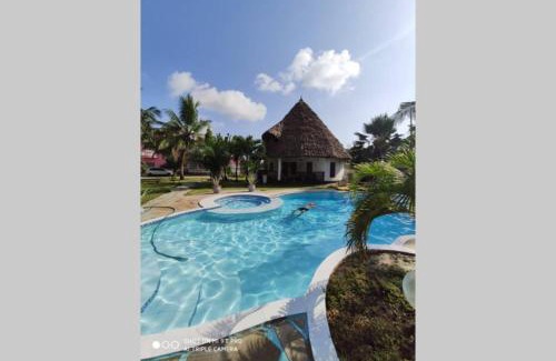 Diani Beach Casa | Dadida‘s Pool Cottage