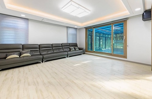 Ansan Casa | Daebudo Juni Pension