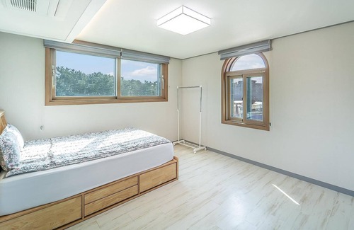 Ansan Casa | Daebudo Juni Pension