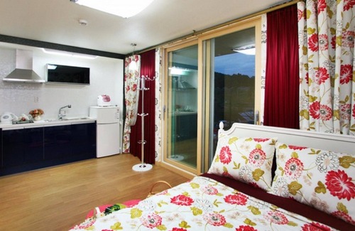 Ansan Casa | Daebudo Sionville Pension