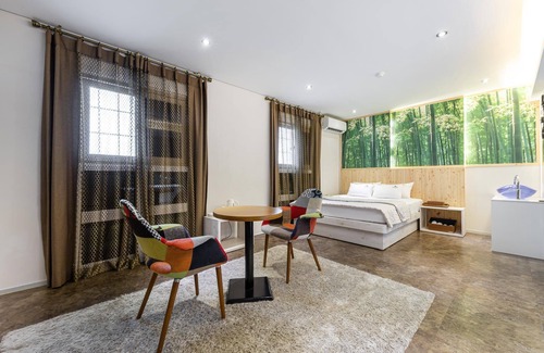 Gongsan-dong Hotel | Daegu Palgongsan Zzara Hotel