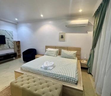 Kwara Apartamento | Daffodil House 3 Bed Terrace in Lekki Phase 1 with 24hr Light & Security