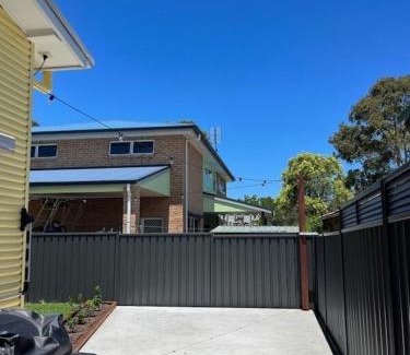 Huskisson Casa | Daffodil on Owen