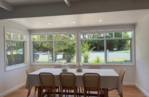 Huskisson Casa | Daffodil on Owen