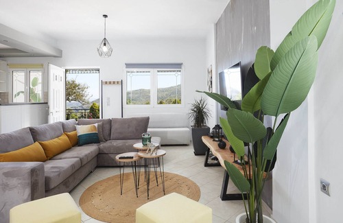 Orne Casa | "Dafni Villa" a place to visit