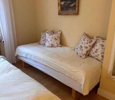 Vaderstad Cama Y Desayuno | Dahlias Bed & Breakfast