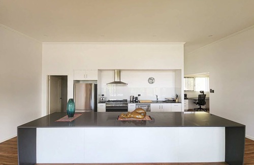 Lower Daintree Casa | Daintree Getaway is a secluded holiday home nestled in a private oasis
