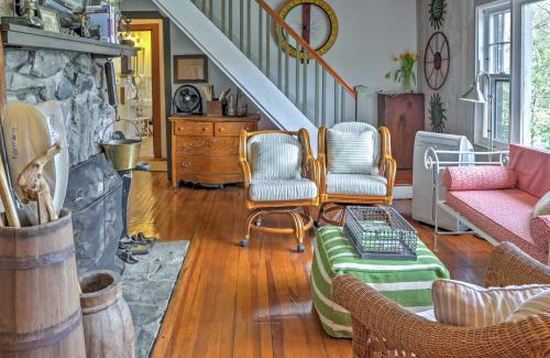 New Preston Casa | Dainty New Preston Cottage with Dock and Lake Views!