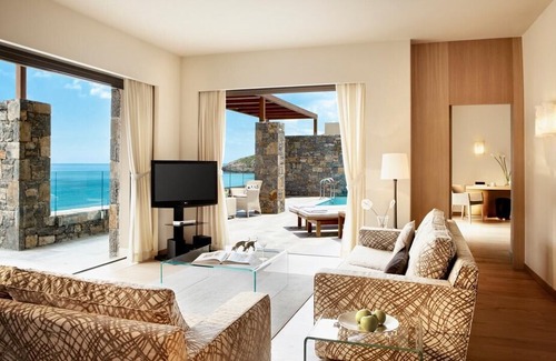 Vathi Villa | Daios Two Bedroomed Villa at