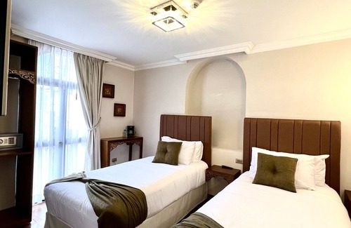 La Colón Hotel | Dakani Hotel Boutique