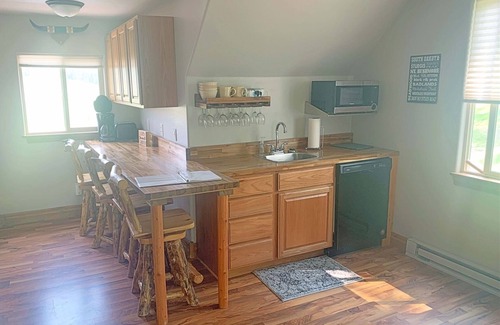 Rapid City Casa | NUEVO a VRBO Dakota Cabin