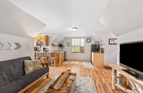 Rapid City Casa | Dakota Cabin:1 mi. Sheridan Lake