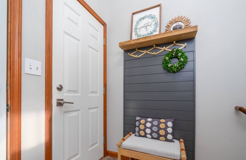 Buffalo Ridge Casa | Dakota Cozy - Beatiful 9 Person Westside Home