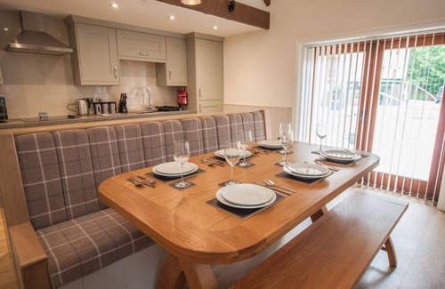 Pickering Cabaña | Dalby Cottage - una cabaña con capacidad para 6 personas en 3 habitaciones