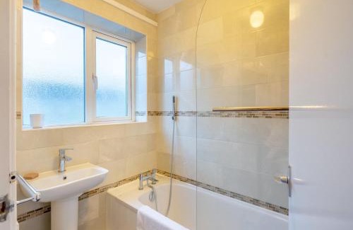 Hawes Casa | Dale View