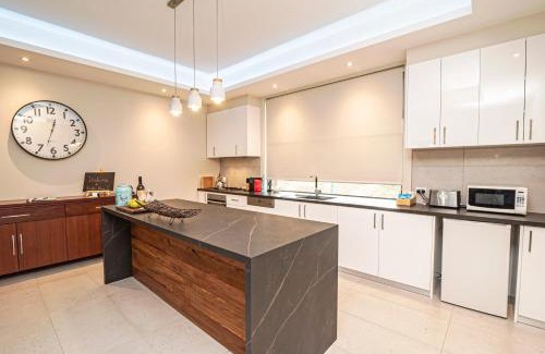 Glenaroua Casa | Dale View Luxury Accommodation