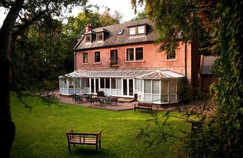 Bonnyrigg Hotel | Dalhousie Castle Hotel