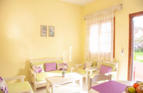Almiros Beach Apartamento | Dalia Apartment