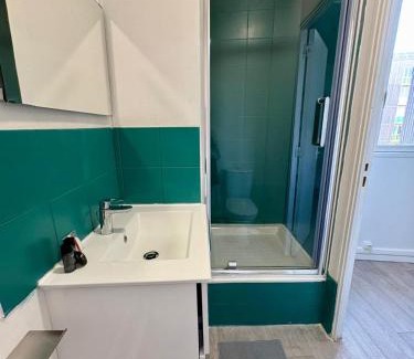 Saint-Charles du Port Apartamento | Dalikyda - Le 2 Feuilles - 2 Lits - wifi - cuisine