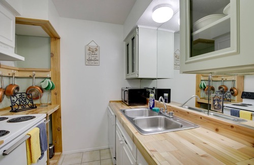 Knox - Henderson Condominio | Dallas Condo w/ Pool Access - Walk to Knox Street!