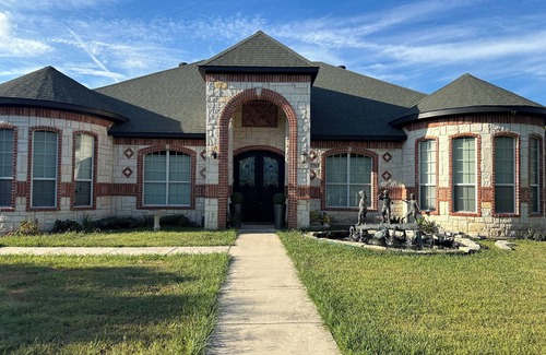 Dallas Casa | Dallas Horse Property on 5 acres, "a little piece of paradise."