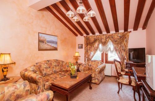 Primorski Hotel | Dallas Residence