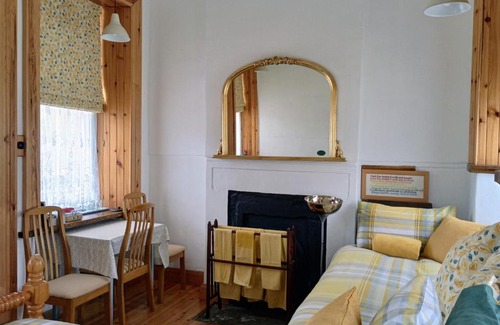 Stronmilchan Casa | Dalmally Railway Station, Loch Awe