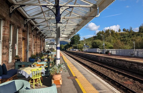 Stronmilchan Casa | Dalmally Railway Station, Loch Awe