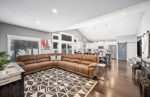 Dalton Gardens Casa | Dalton Garden Escape - 8 minutes from Hayden Lake