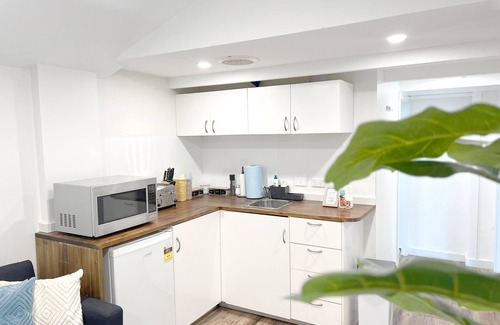 North Sydney Hotel | Dalziel Lodge
