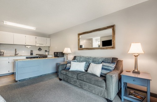 Orchard District Condominio | "Dam Pretty View" Condo overlooking Deschutes River