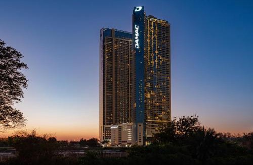 Sheikh Zayed Road Hotel | DAMAC Maison Aykon City Dubai
