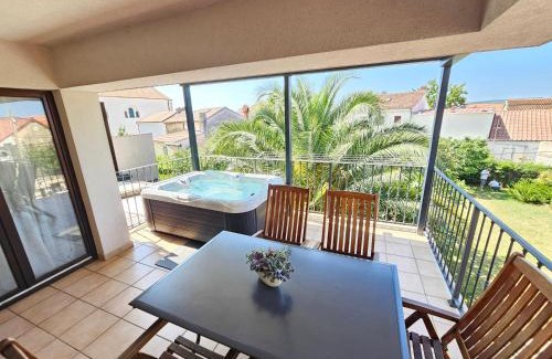 Crikvenica Apartamento | DAMIR - apartment with Jacuzzi