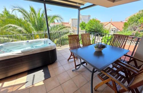 Crikvenica Apartamento | DAMIR - apartment with Jacuzzi