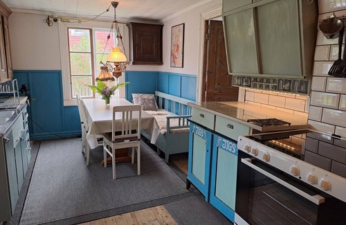Bodafors Casa | Dammgatan by House Viola, sleeps 14. Two charming houses near lakes & nature.
