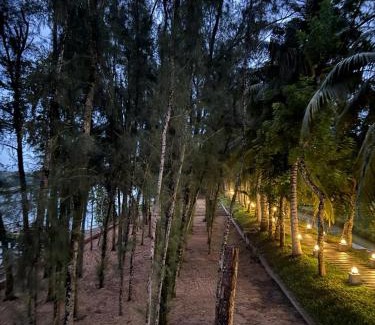 Uluberiya Complejo | Damodar River Retreat, Uluberia