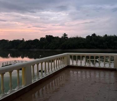 Uluberiya Complejo | Damodar River Retreat, Uluberia