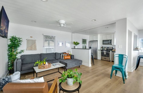 Huntington Beach Apartamento | Steps to the Beach, Main St. & Pacific City - 1BR