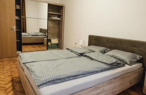 Center Apartamento | Dana Apartment Center